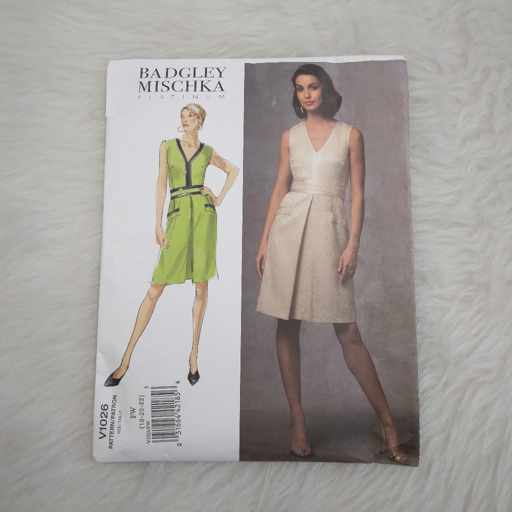 VOGUE Bradgley Mischka Dress Sz 18-20-22
